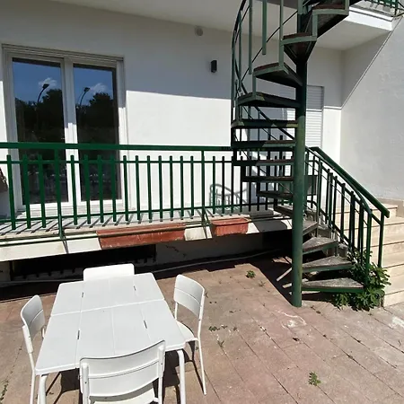 Luscofusco Guest house